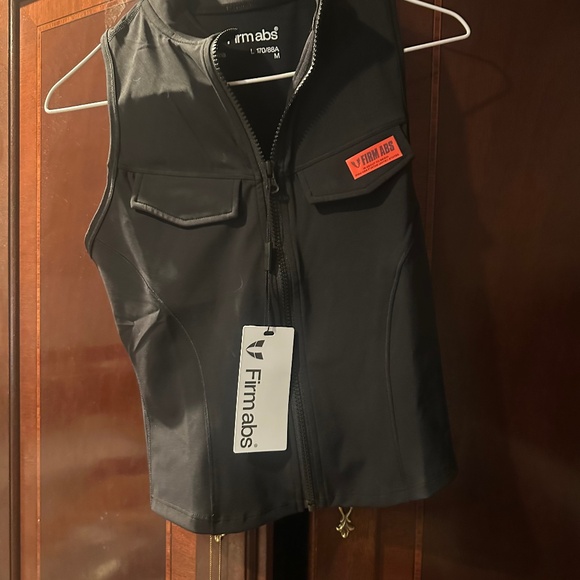 FIRM ABS VEST M - Picture 1 of 3
